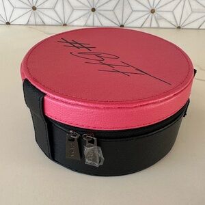 Cailyn #BFF Pink and Black Round Makeup Case, NEW